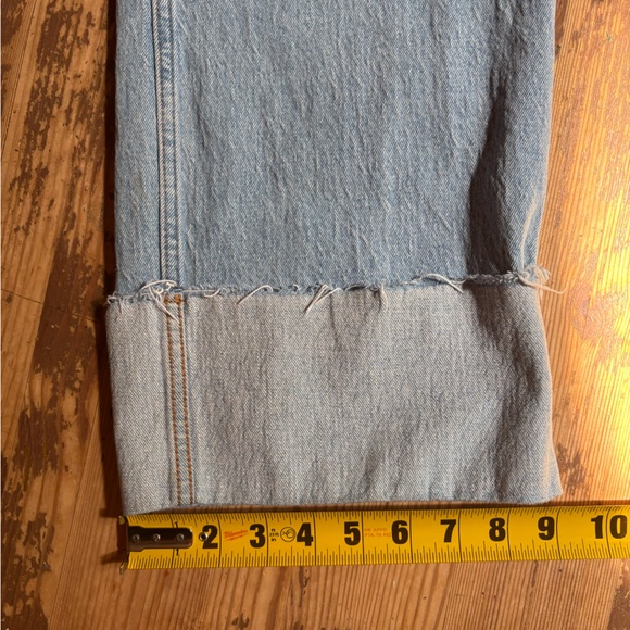 Abercrombie & Fitch Light Wash Denim Jeans - Picture 10 of 11